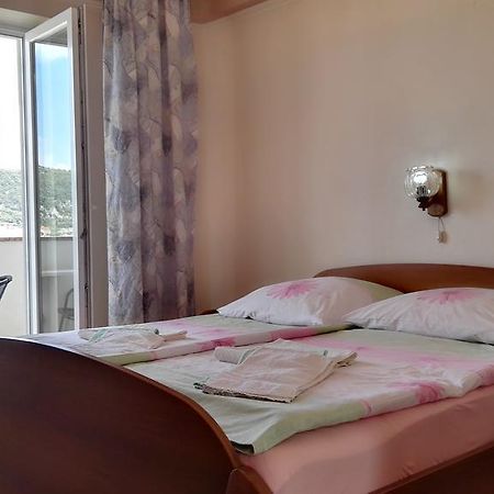 Ljubica Apartments And Rooms 苏佩塔斯卡德拉加 外观 照片