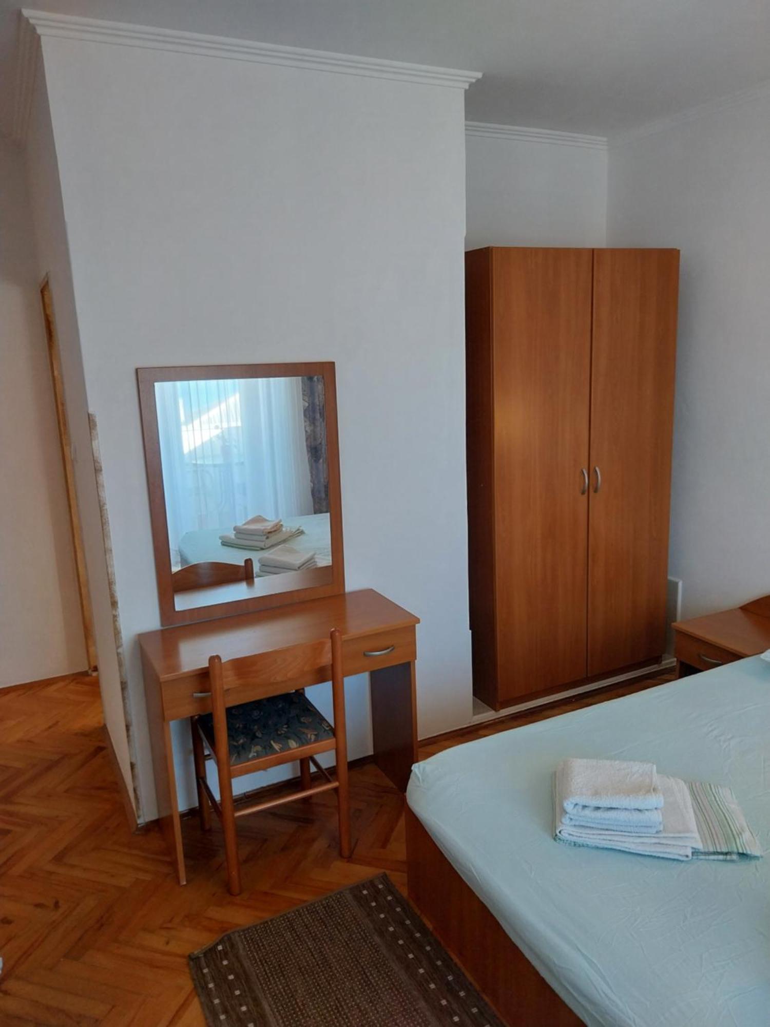 Ljubica Apartments And Rooms 苏佩塔斯卡德拉加 外观 照片