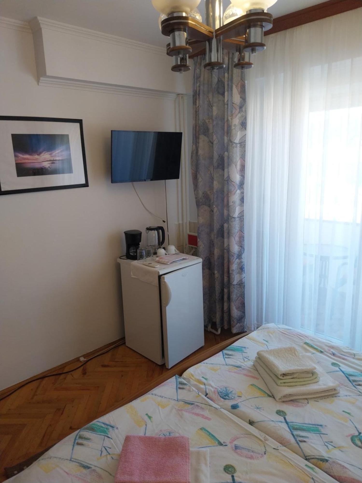 Ljubica Apartments And Rooms 苏佩塔斯卡德拉加 外观 照片